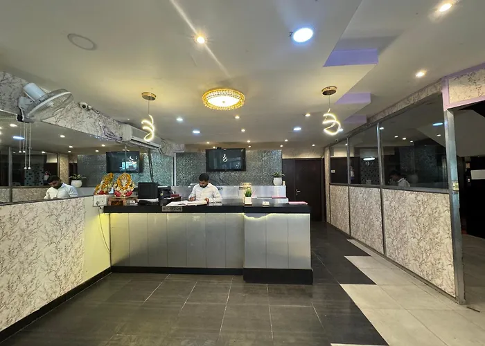 Airport Hotel Port View,Complimentary Airport Pickup Or Drop New Delhi